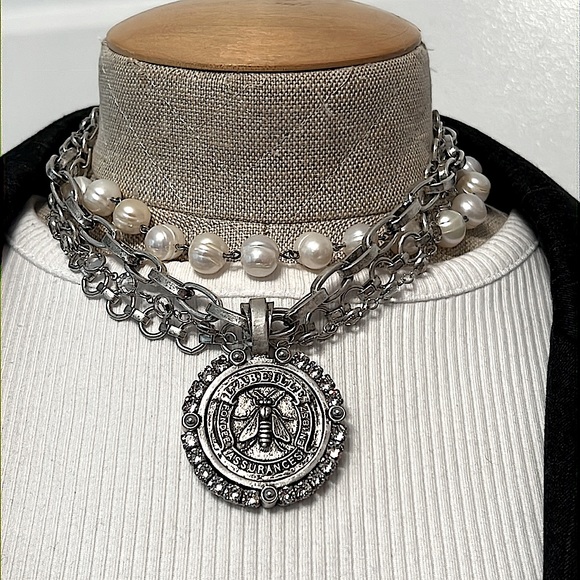 Custom French Kande Multi-Strand Necklace w/Crystal Bezel & Abeille Medallion - Picture 1 of 6
